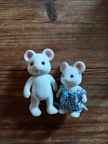 Papa et fille  souris sylvanians