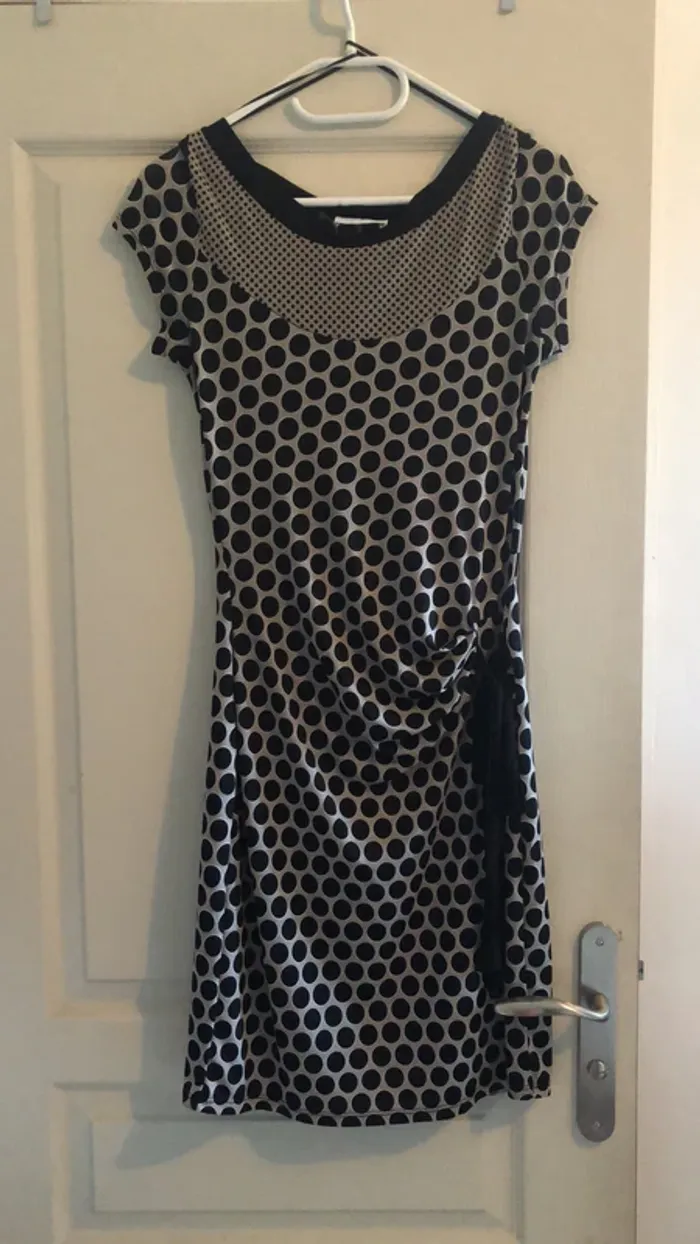 Robe à pois