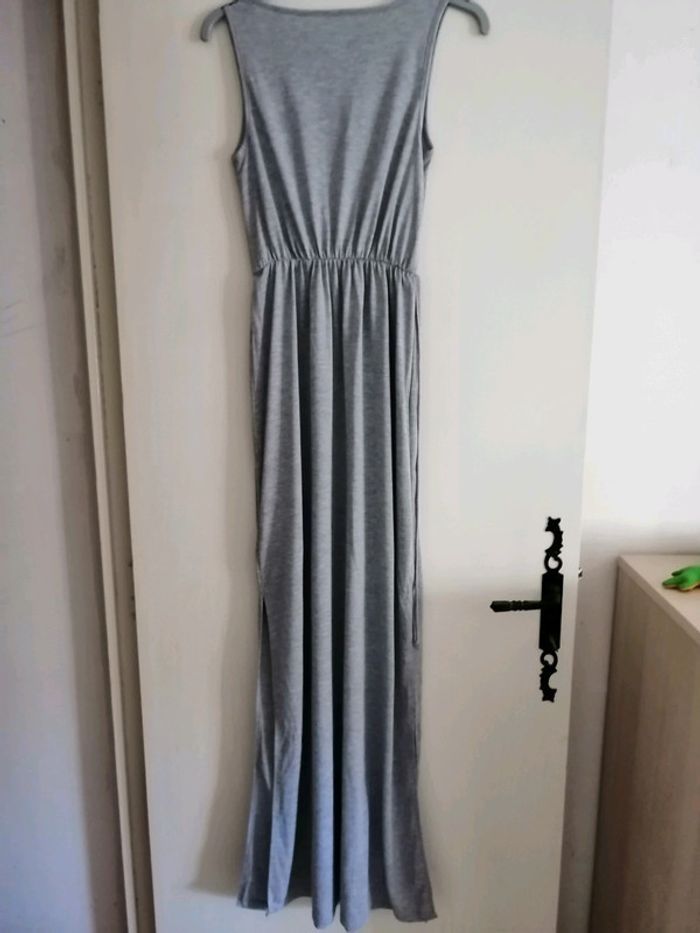 Robe décontractée grise. - photo numéro 2