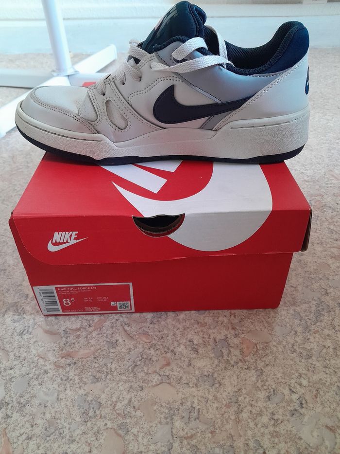 Paire de baskets Nike- Pointure 42