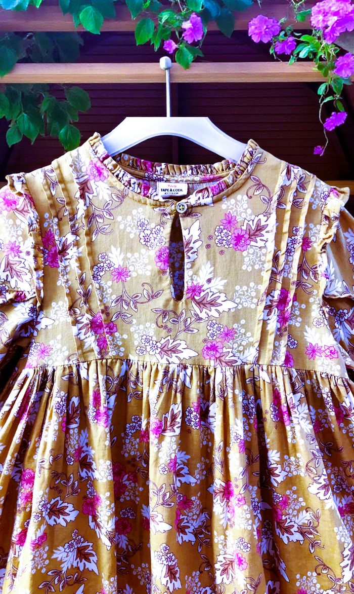 TAO - ROBE FILLE IMPRIMÉ FLEURS DÉTAILS PETITS VOLANTS & TEINTES LUMINEUSES 6A - photo numéro 4