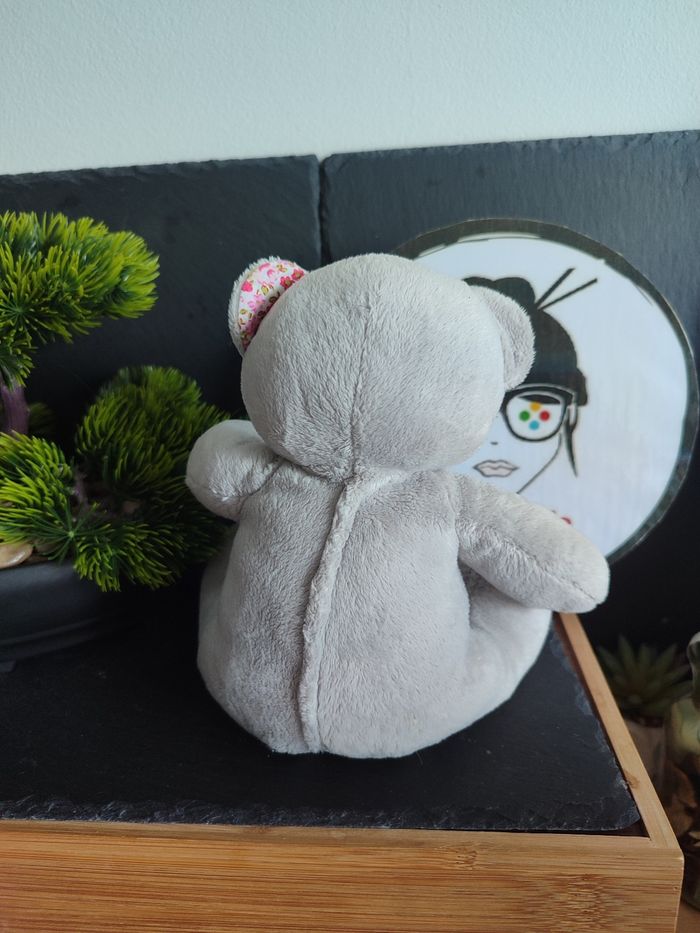 peluche Doudou ours pantin Musti mustela blanc gris rose fleur Rouge DD003073 - photo numéro 2