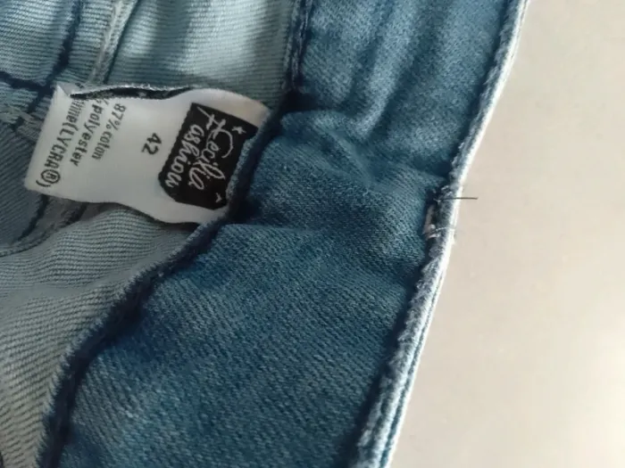 Lot de 3 jeans taille 42 - photo numéro 7