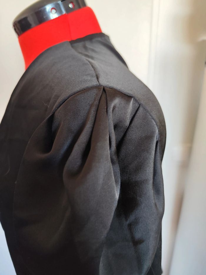 Haut chic noir - photo numéro 2
