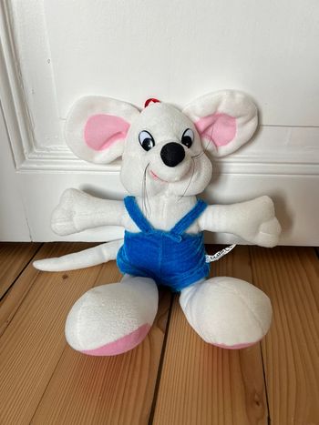 Peluche souris salopette bleue