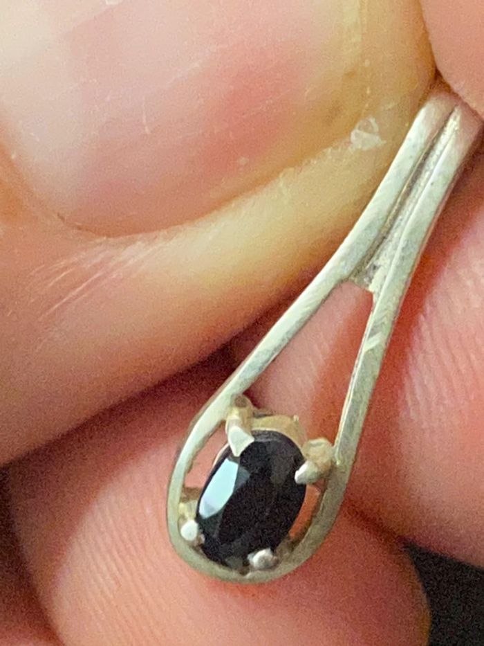 Joli pendentif en argent massif avec pierre noire TBE - photo numéro 2