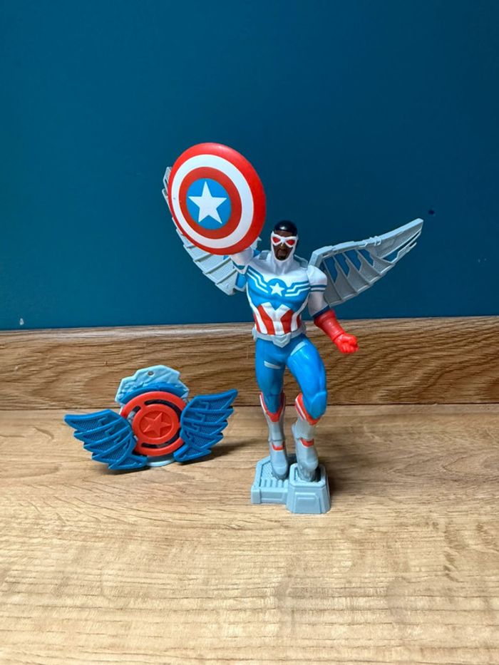 Figurine capitaine america