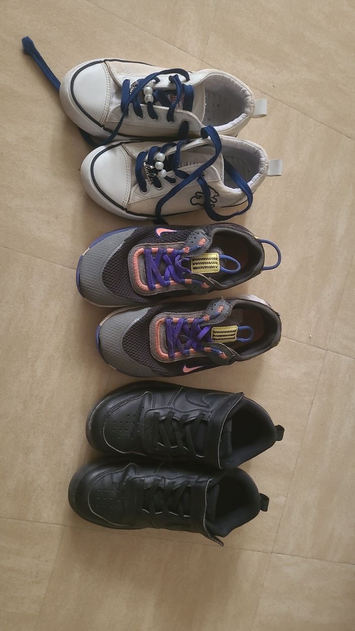 Lot chaussures fille taille 34