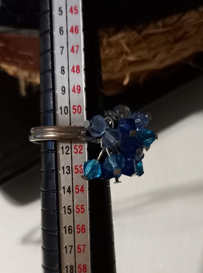 Bague fantaisie ajustable - photo numéro 2