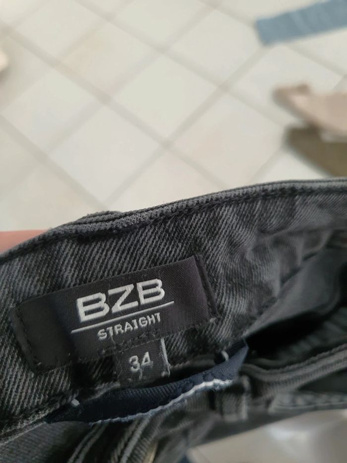 Jean BZB garçon XS taille 34 en très bon état - photo numéro 2