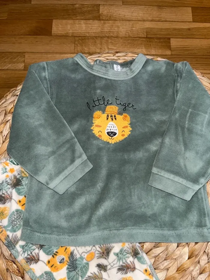 Pyjama tigre 18mois - photo numéro 3