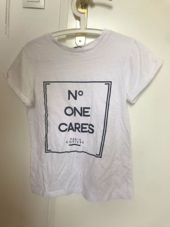 T-shirt blanc texte Vadim T.M comme neuf