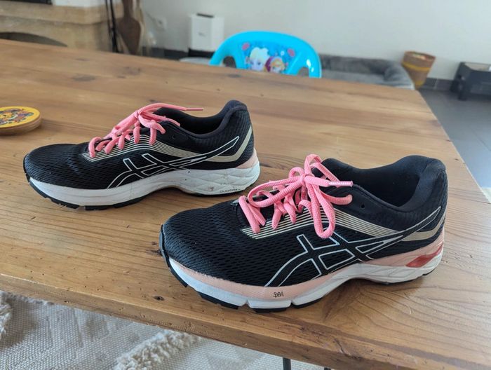 Chaussures running asics - photo numéro 2