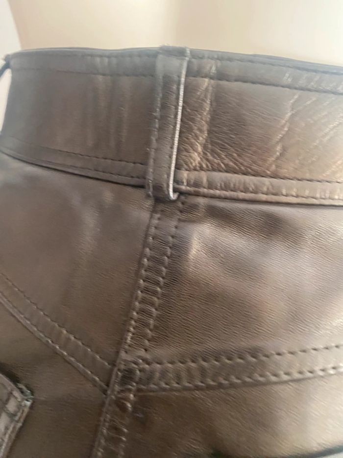 Short en cuir taille haute - photo numéro 6