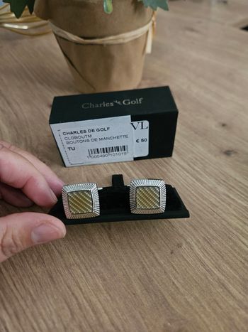 Boutons de manchette