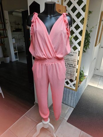Made in Italy combinaison rose taille M