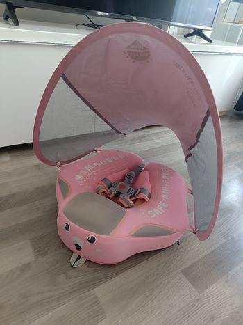 Bouée bébé avec ombrelle
