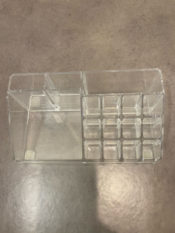 Rangement maquillage