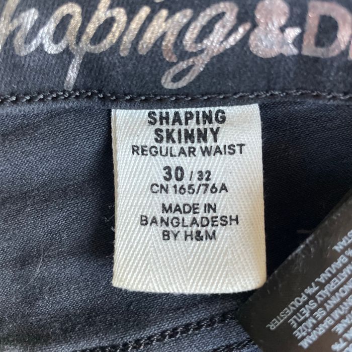 Jean shaping skinny H&M Taille 38 noir délavé regular waist V054 - photo numéro 7