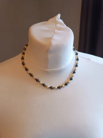 Collier Hématite et nacre