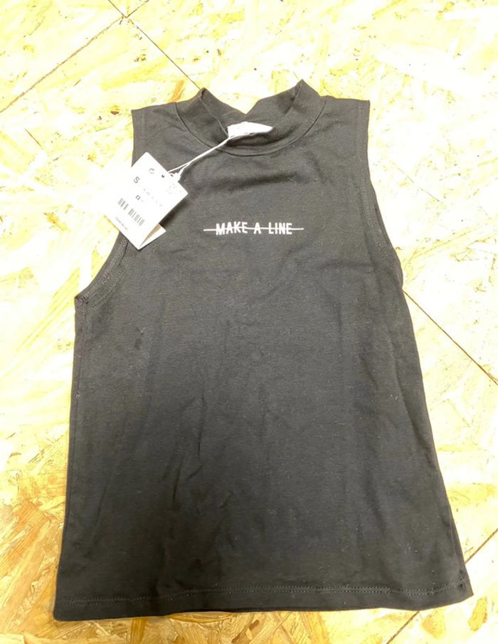 T-shirt Zara taille S neuf