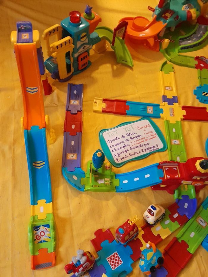 Énorme Lot / ensemble de Tut Tut Bolide Vtech Avec 5 Bolides - photo numéro 8