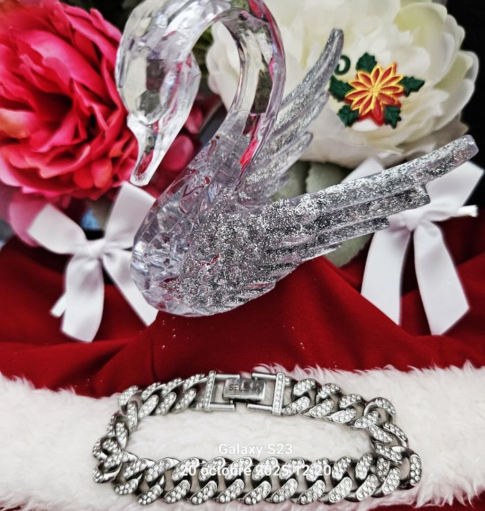 🤍 Gourmette Argent Blanc avec Détails en Strass - photo numéro 2