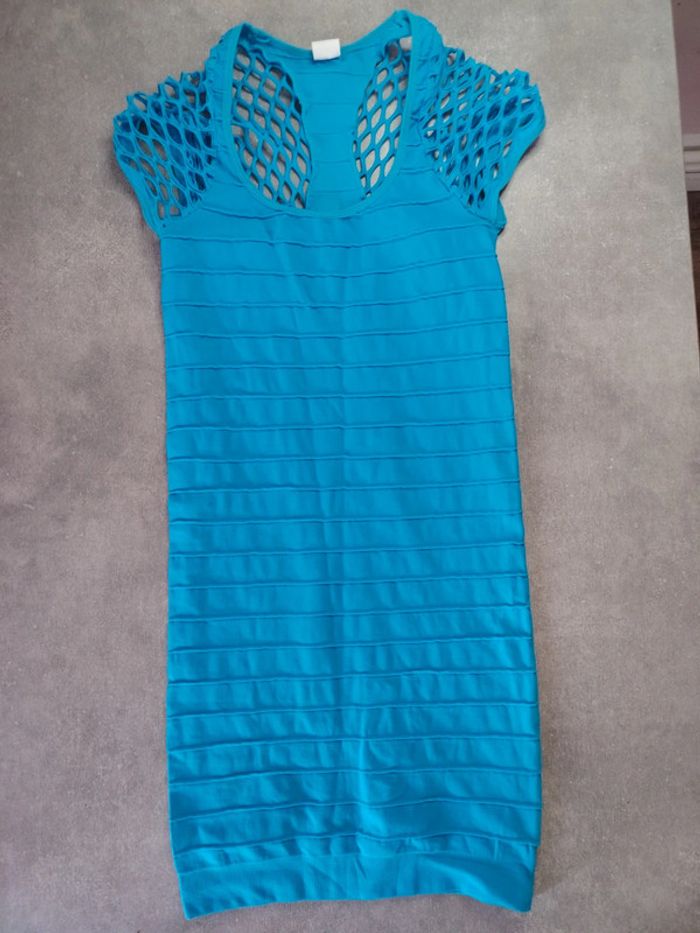Robe courte bleu - photo numéro 3