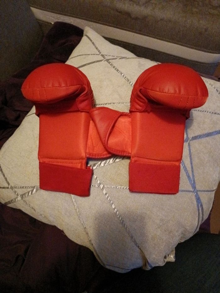 Gants de boxe outshock Decathlon rouge taille XL comme neuf - photo numéro 3