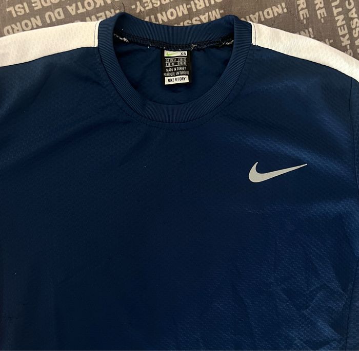 T-shirt Nike XS - photo numéro 2