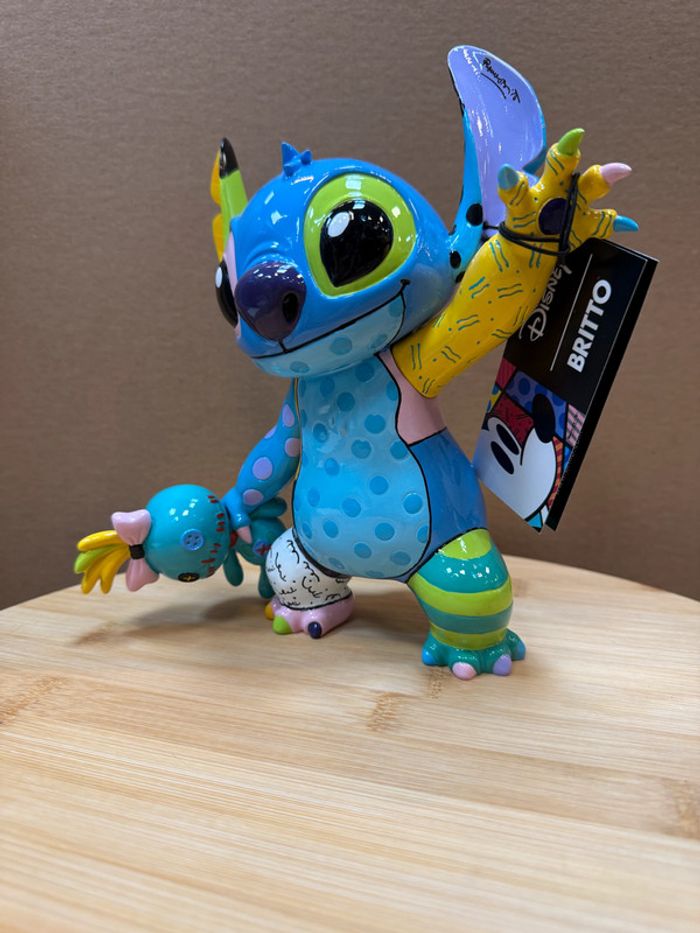 Figurine Stitch et Souillon – Disney by Britto Officielle - photo numéro 2