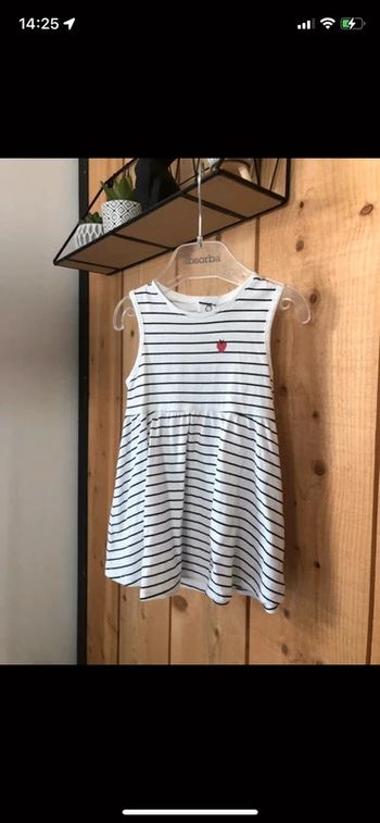 robe 9 mois parfait état