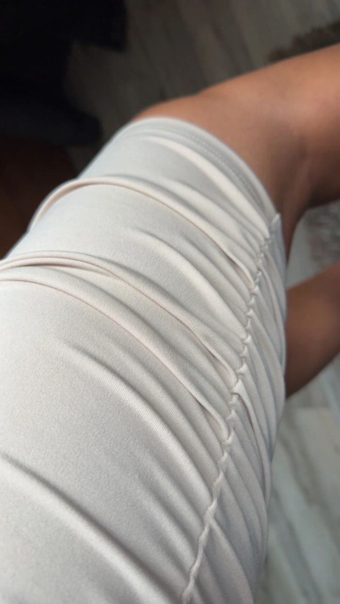 robe moulante rucher beige - photo numéro 3