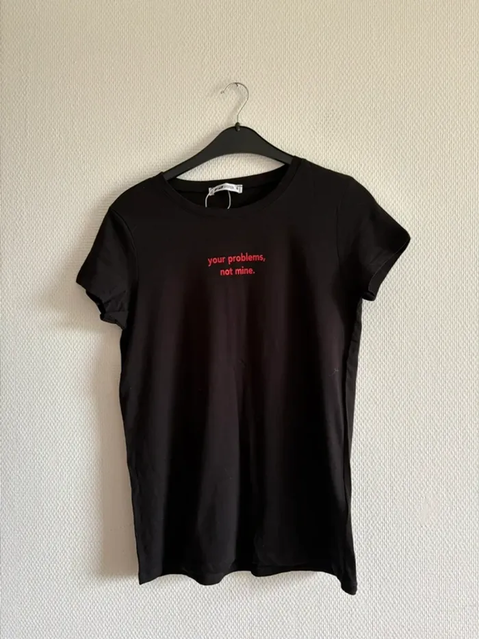 T shirt noir avec inscription