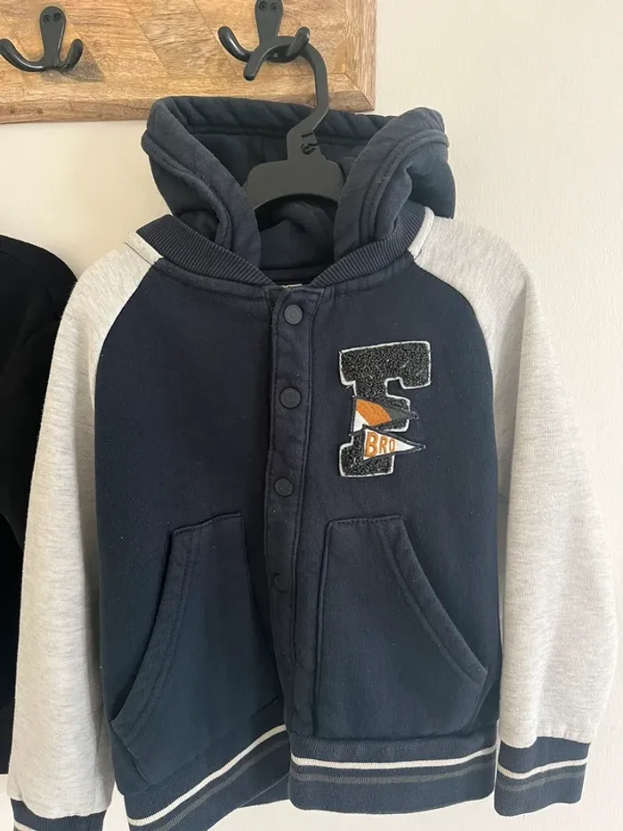 Gilets 5 ans - photo numéro 2