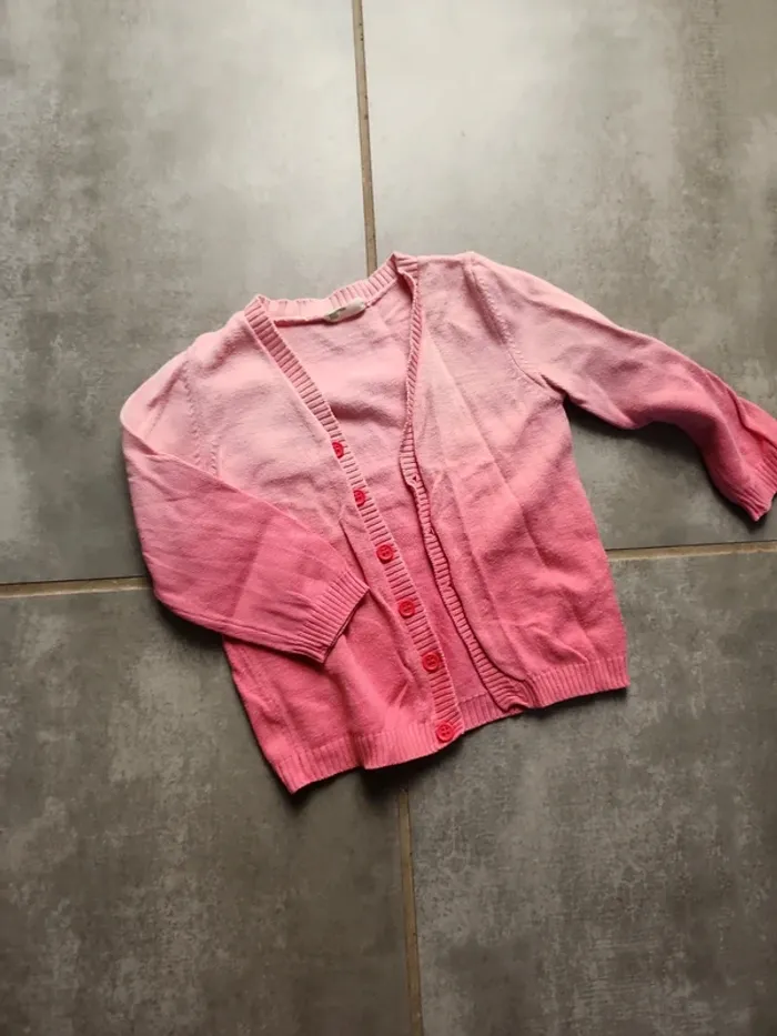 Gilet benetton taille 12 mois - photo numéro 2