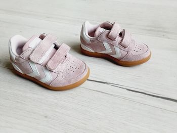 Chaussures enfant bébé baskets rose Hummel pointure 19