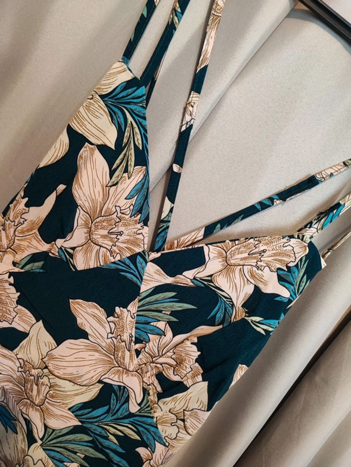 Long robe été très Jolie en fleurs dos dénudé - photo numéro 3