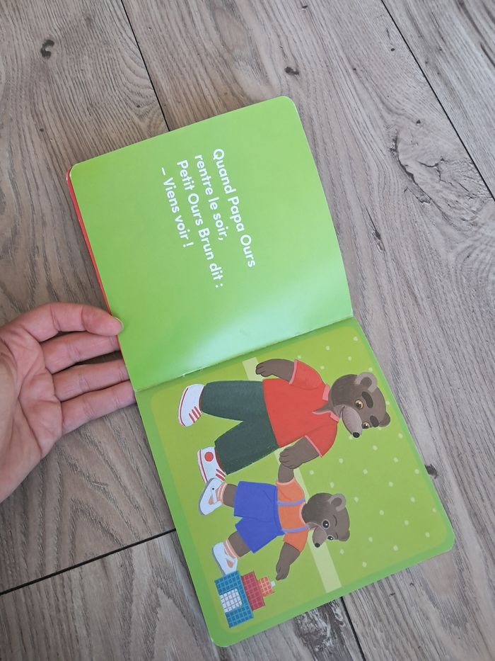 Livre petit ours brun aime son papa - photo numéro 3