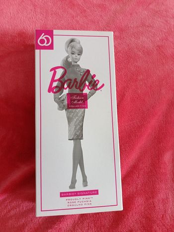 Barbie Signature Collection 60ème Anniversaire aux Rose Fuchsia FXD50