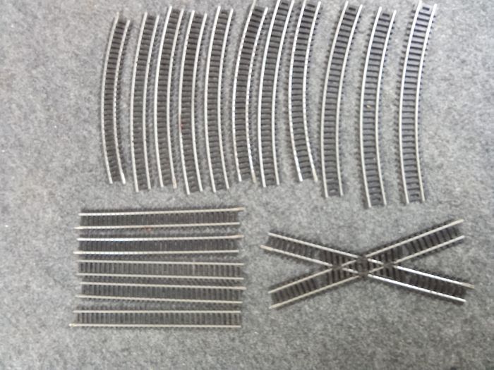 Lot de 17 rails en métal pour train électrique, courbe, droite, croisement - photo numéro 5