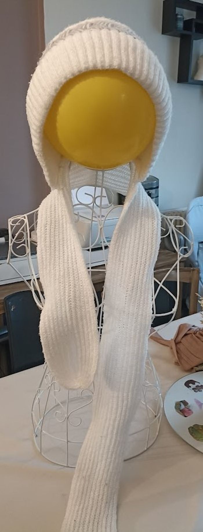 Bonnet fourré et Écharpe 2-en-1 Blanc - Maille Côtelée avec Pompon - Hiver - photo numéro 5