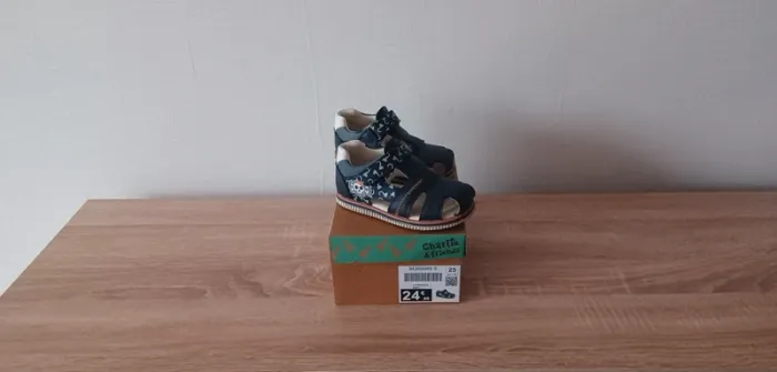 Sandales garçon tête de mort pirate taille 25
