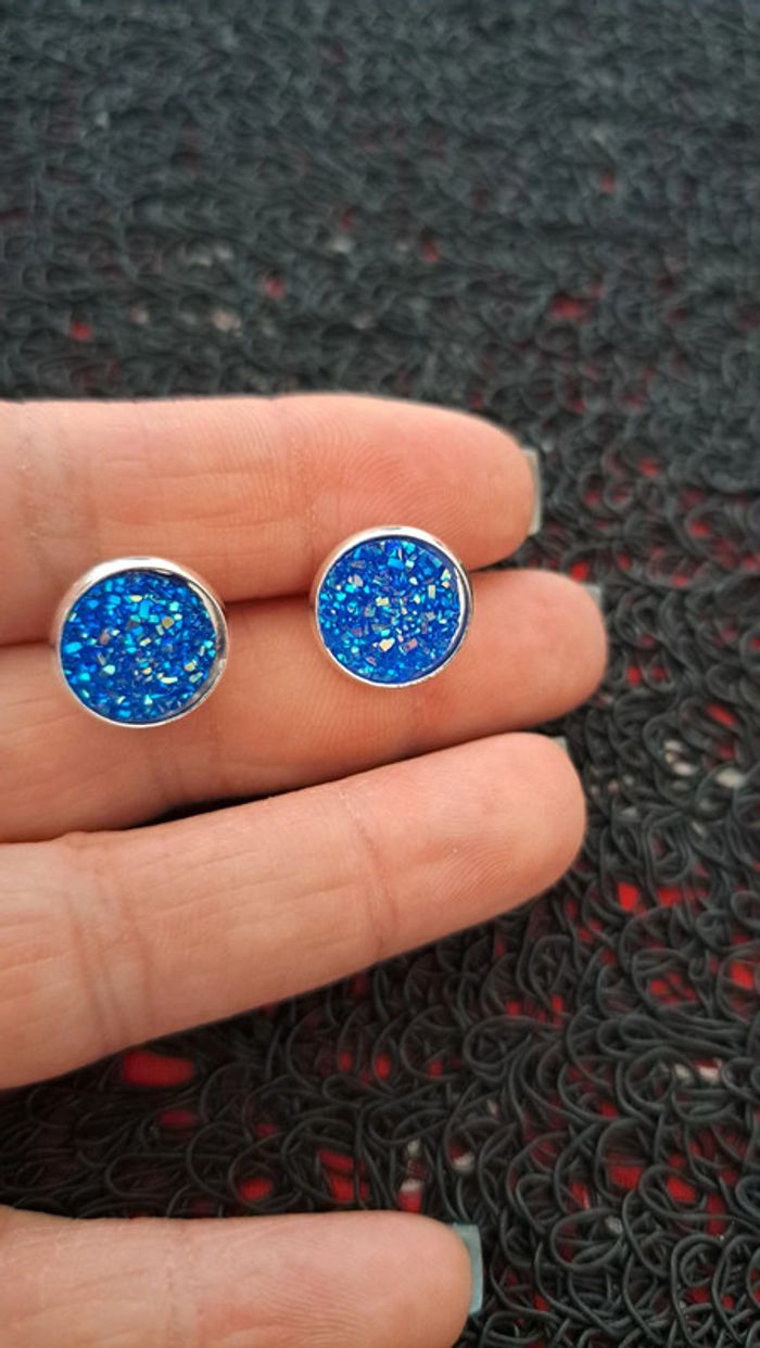 Boucles d'oreilles brillante bleu - photo numéro 2