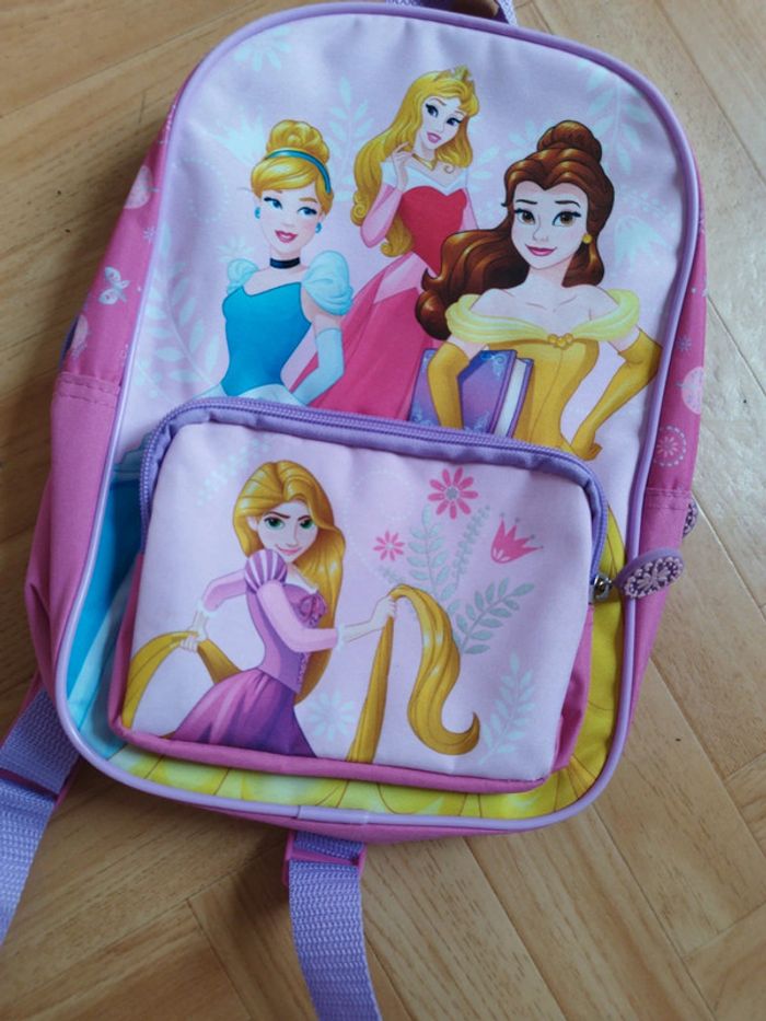 Cartable en fant fille princesse Disney - photo numéro 2