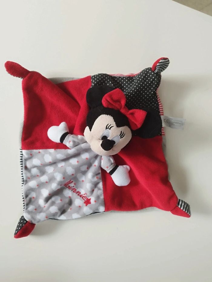 Doudou Minnie rouge noir nuage - photo numéro 2