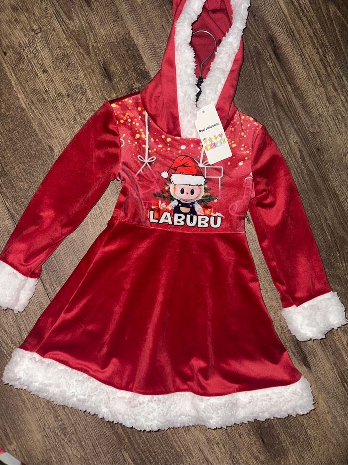 Robe de Noël  labubu