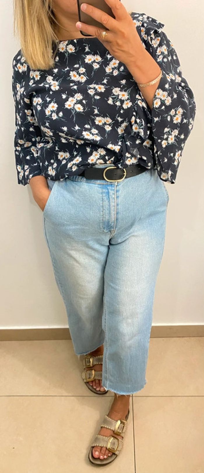 🌼 Blouse Mango noire à fleurs Taille L - photo numéro 3
