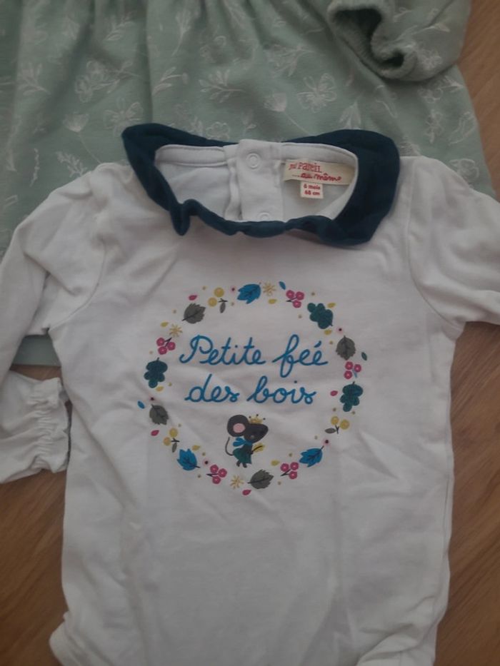 Ensemble lot de 3 pull gilet et 2 bodies taille 6 mois - photo numéro 6