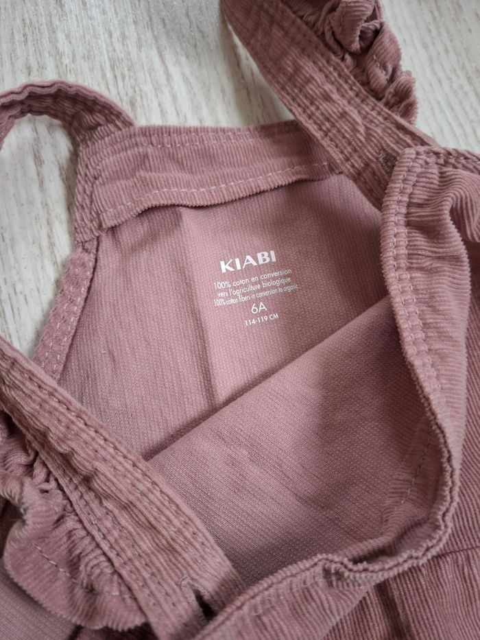 Robe salopette fille en velours côtelé vieux rose  Kiabi – 6 ans - photo numéro 3